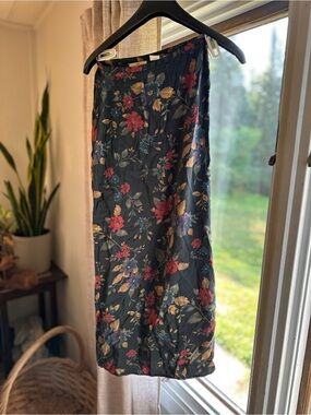 American Vintage Black Floral Midi Skirt with Red, Blue & Gold Flowers